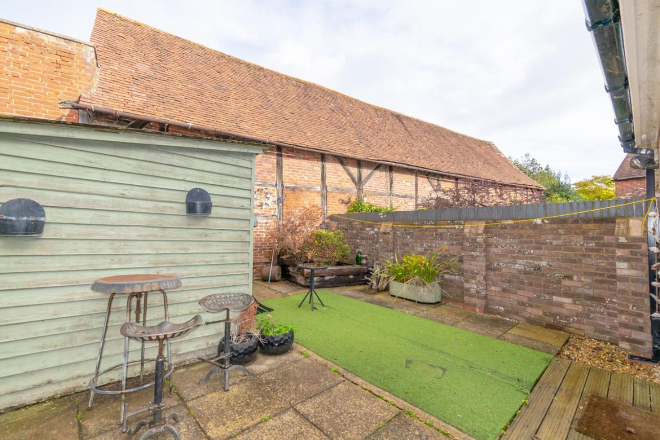 Stylish 2 Bedrooms Cosy & Bright Cottage, Pet Friendly, Sleeps 5, Titchfield Village - Summer Special Offer!! - By Blue Puffin Stays المظهر الخارجي الصورة