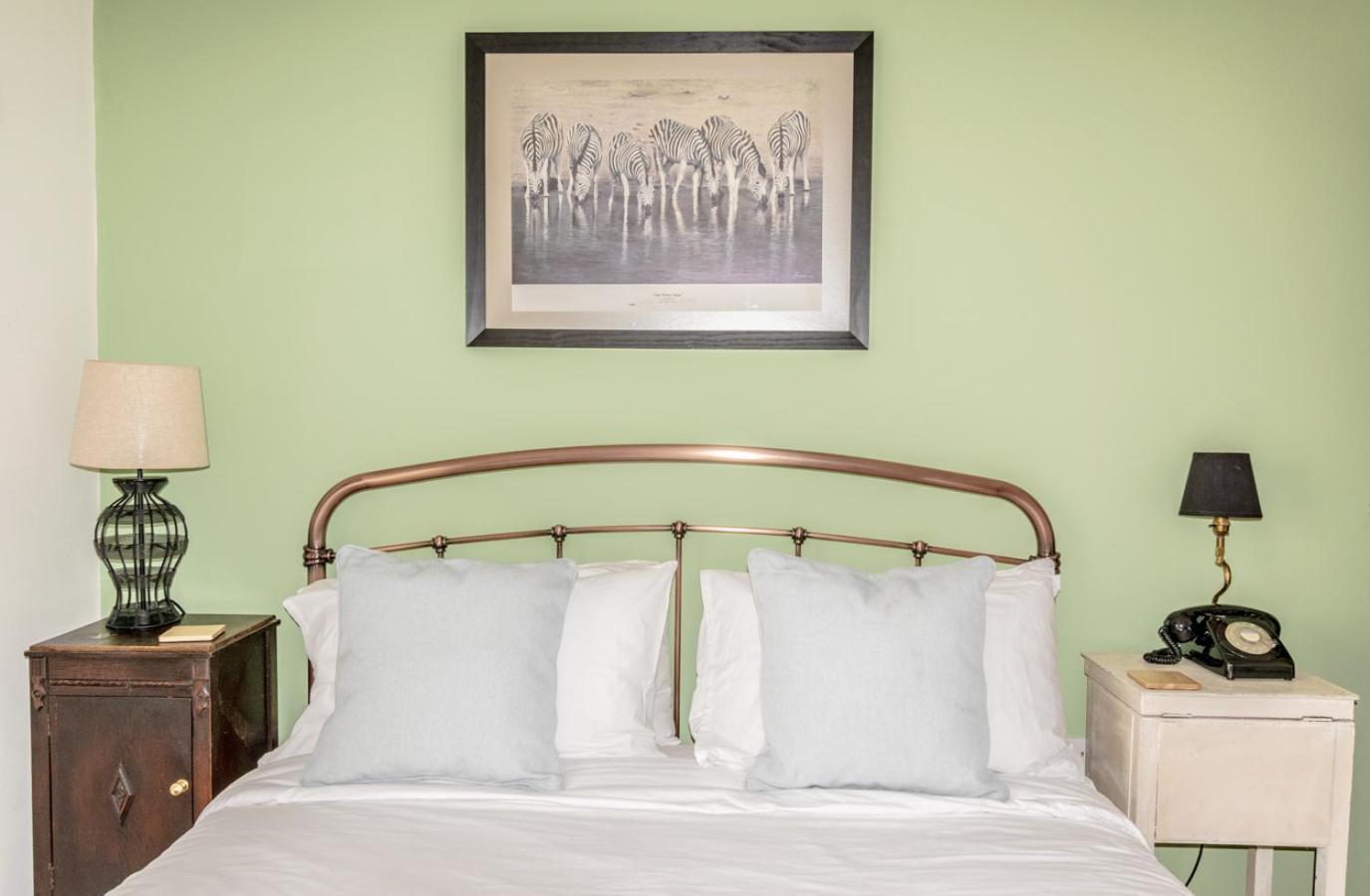 Stylish 2 Bedrooms Cosy & Bright Cottage, Pet Friendly, Sleeps 5, Titchfield Village - Summer Special Offer!! - By Blue Puffin Stays المظهر الخارجي الصورة